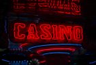 What are the benefits of a multilingual casino?